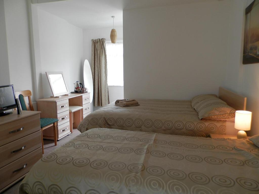 Wayside Cheer Hotel Castel ห้อง รูปภาพ